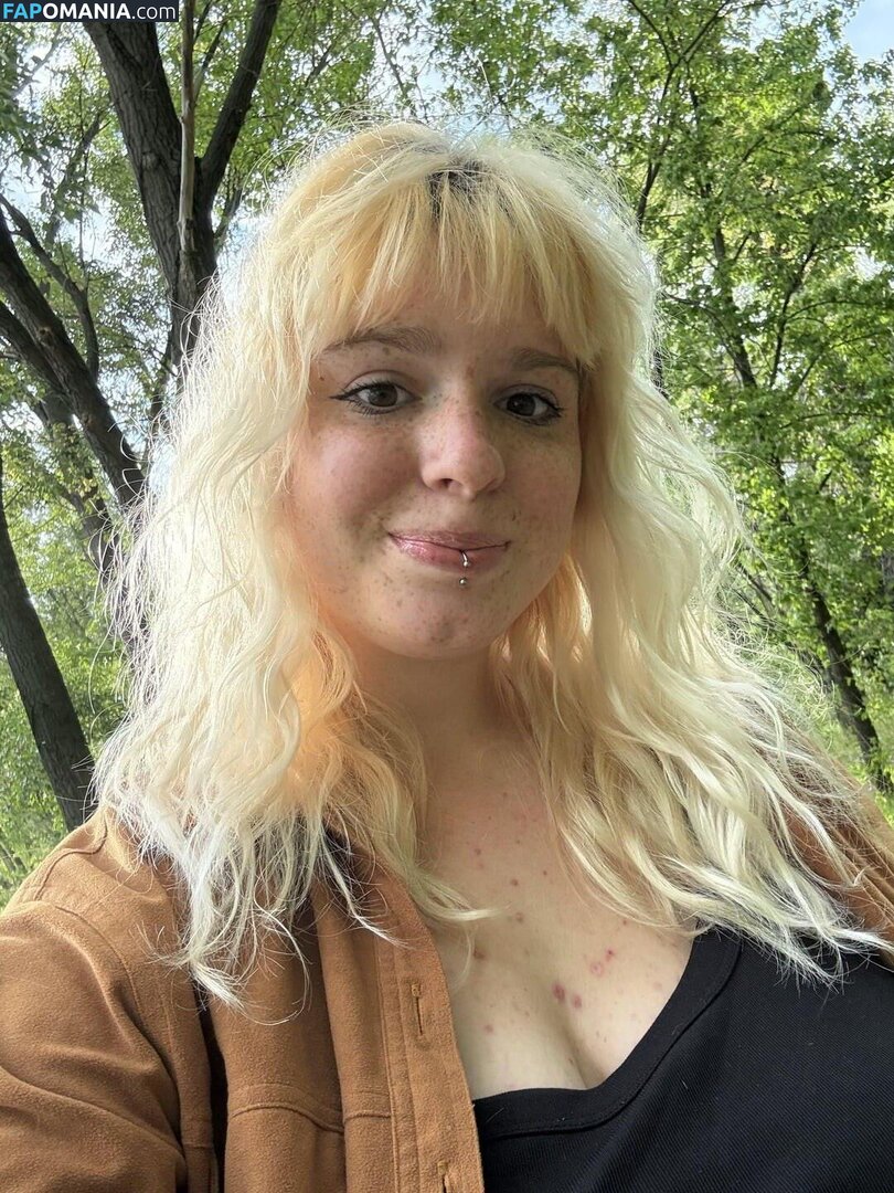 EveLinaIve / evelina / evelina-ive Nago OnlyFans  Przeciekłe zdjęcie #5