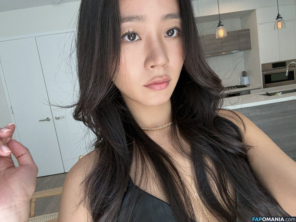 evelynha Nago OnlyFans  Przeciekłe zdjęcie #4
