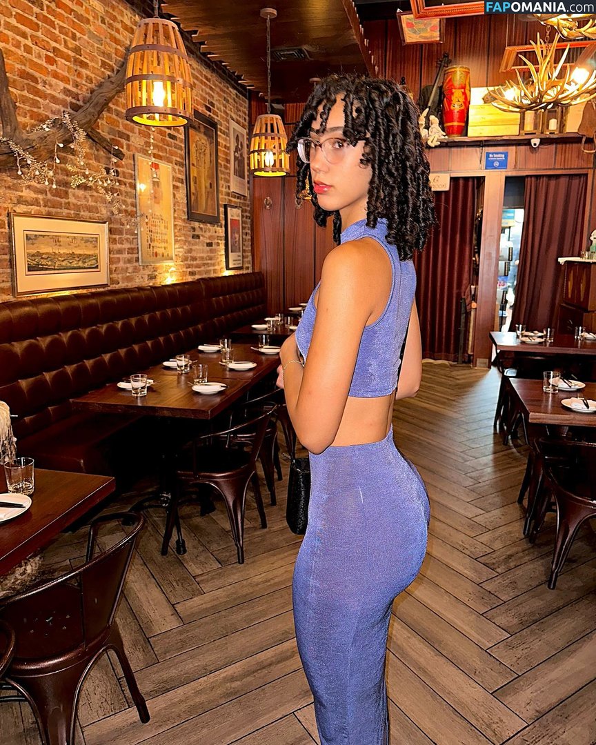 eliana / ewmxt / lalayravo / woahnatty Nago OnlyFans  Przeciekłe zdjęcie #6