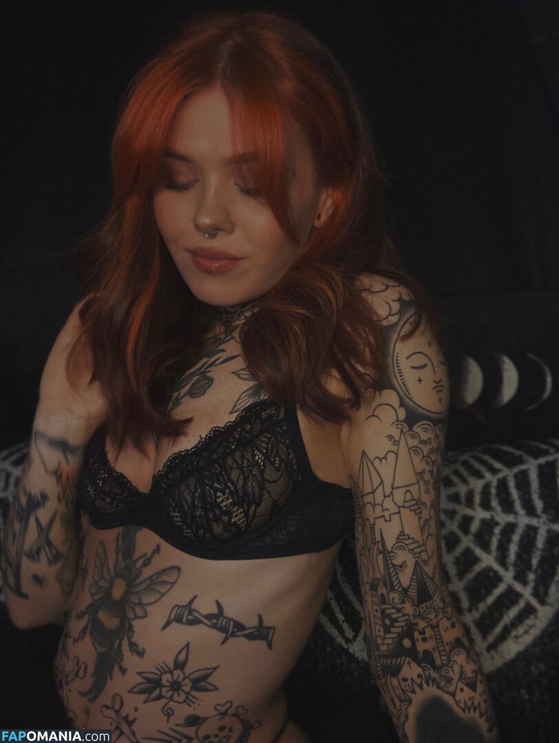 Fae Valeria / faecreature_ / faevaleriaa / https: Nago OnlyFans  Przeciekłe zdjęcie #1