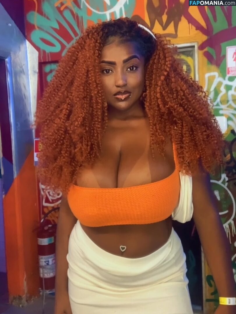 Faellaz12 / Rafaella Nogueira Nago OnlyFans  Przeciekłe zdjęcie #1