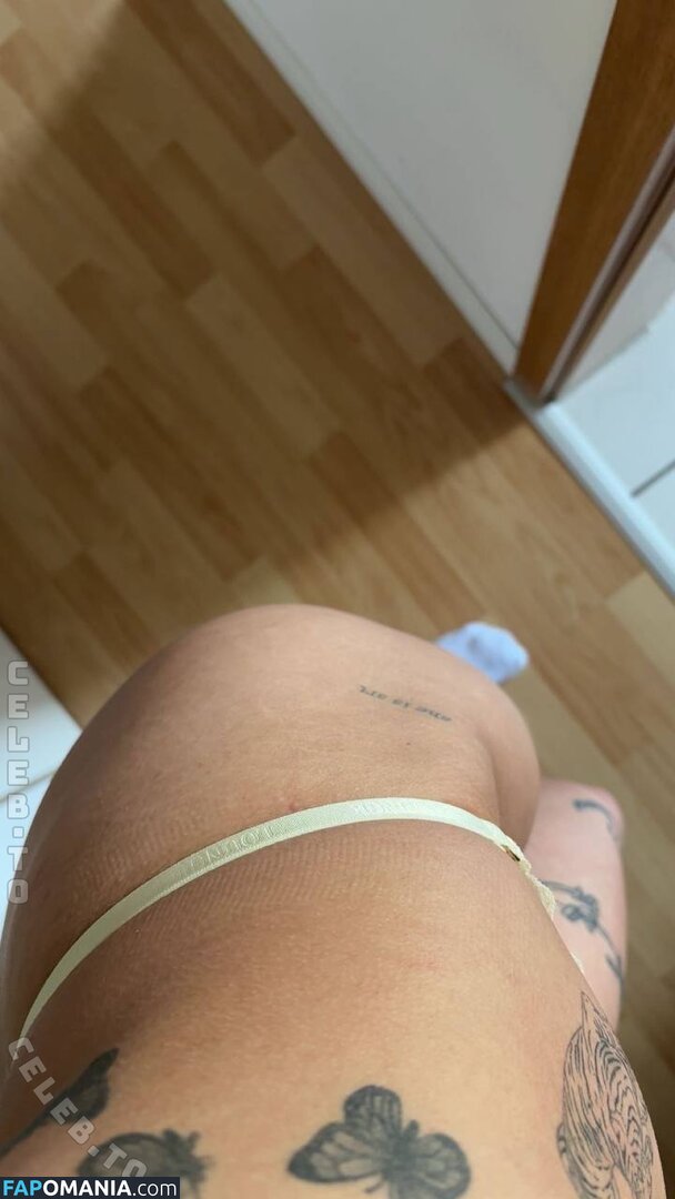 faey211 / l.izzie18 Nago OnlyFans  Przeciekłe zdjęcie #1