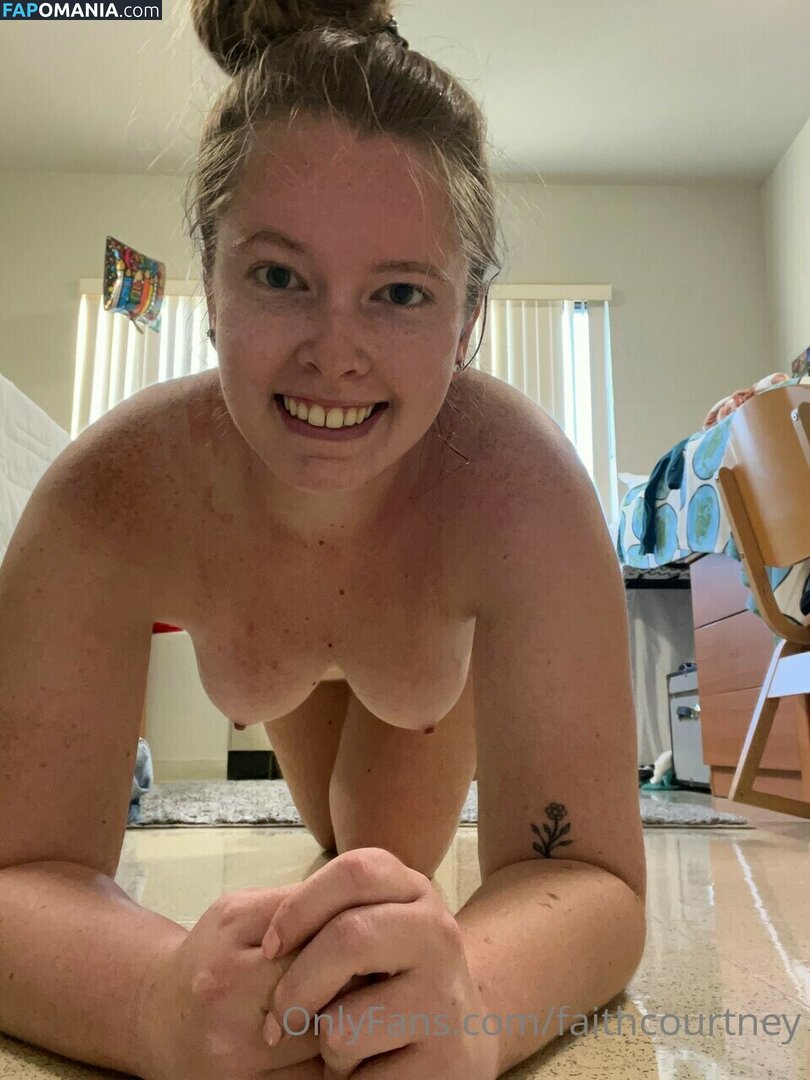 Faith And Courtney Nago OnlyFans  Przeciekłe zdjęcie #36