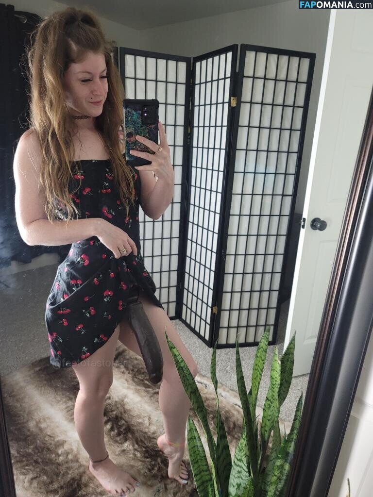 feetofastoner / feetofastonerr Nago OnlyFans  Przeciekłe zdjęcie #11
