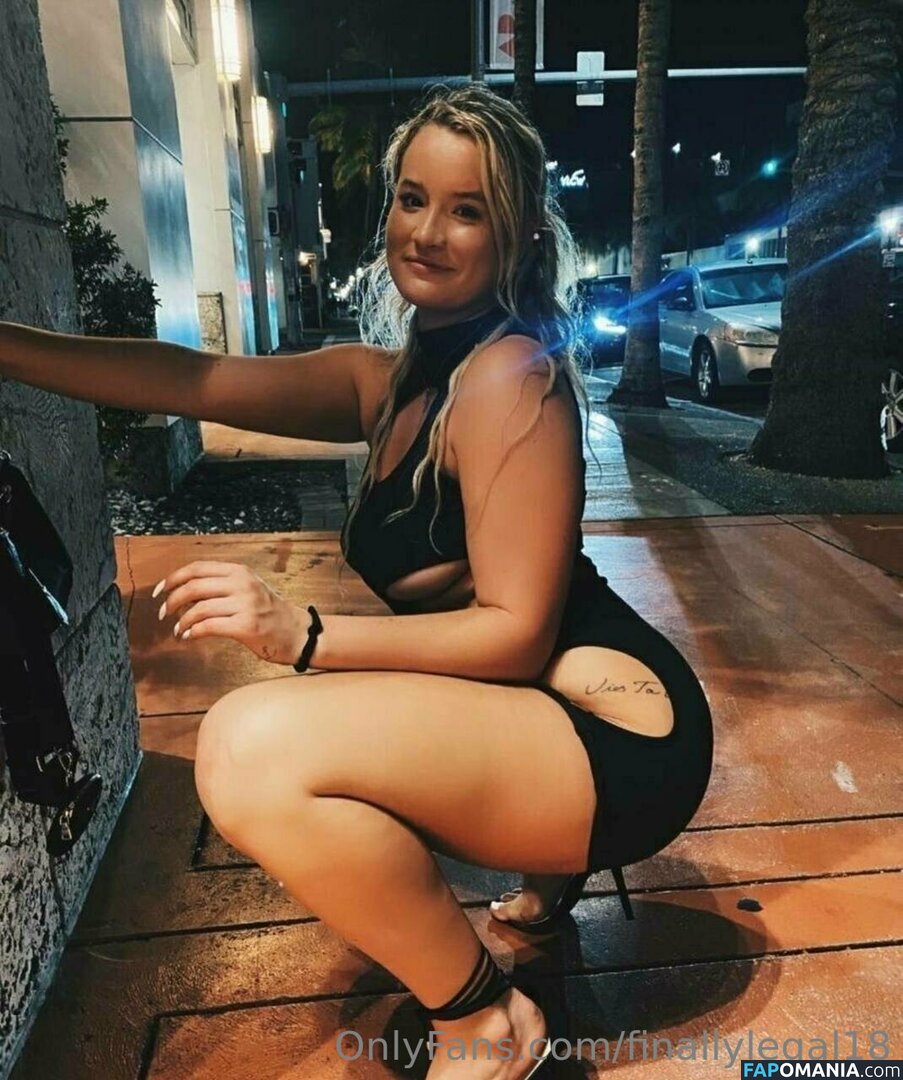 finallylegal18 / hazel_beauti Nago OnlyFans  Przeciekłe zdjęcie #44