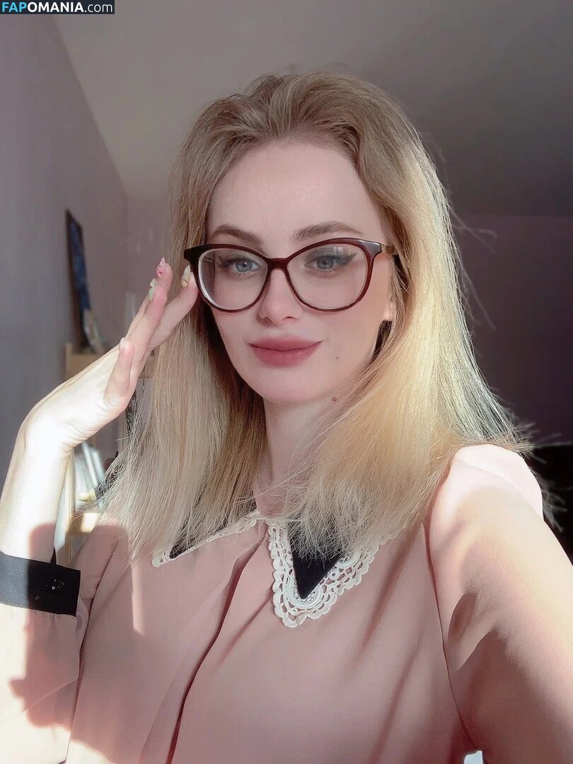 Daria Kravets / fishy.cosplay / fishy_cosplay / rionarts Nago OnlyFans  Przeciekłe zdjęcie #410