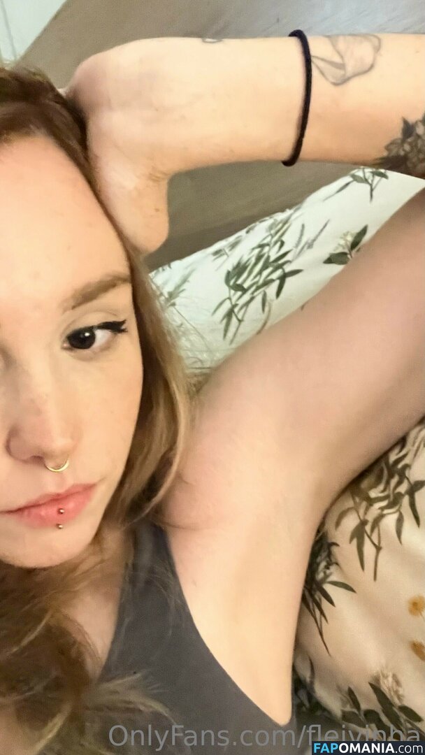 Flavia Sayuri / Sasa / fleivinha Nago OnlyFans  Przeciekłe zdjęcie #8
