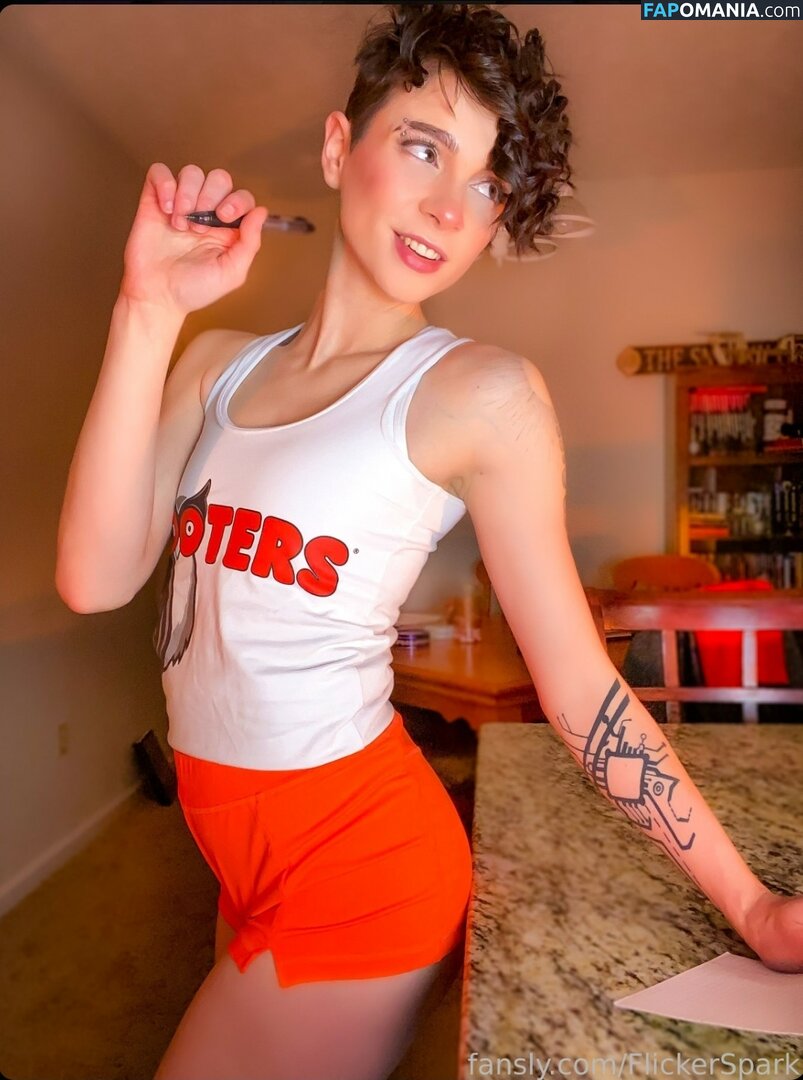 Flickerspark / flickerspark_ / https: Nago OnlyFans  Przeciekłe zdjęcie #32