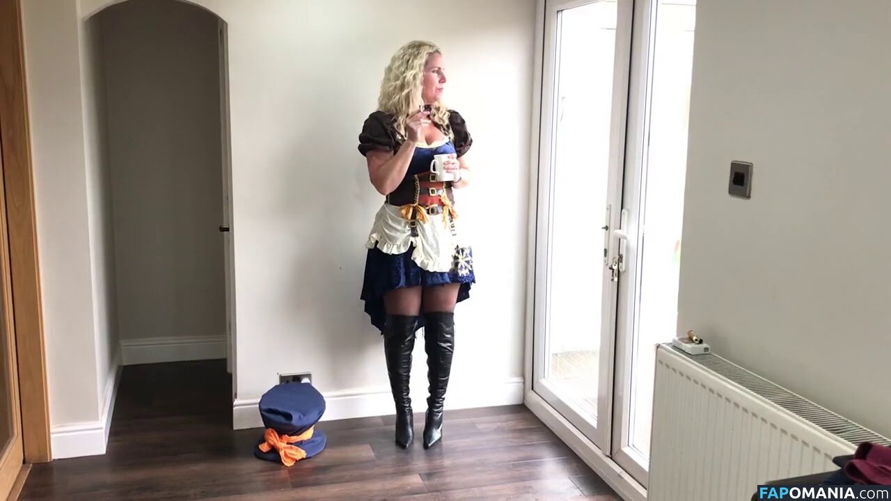 Foxy Geek Girl / foxygeekgirl Nago OnlyFans  Przeciekłe zdjęcie #6