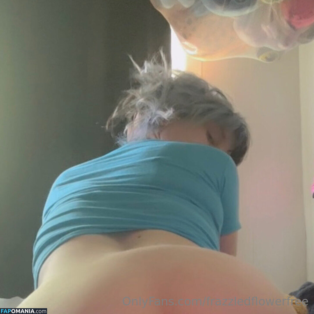 frazzledflowerfree Nago OnlyFans  Przeciekłe zdjęcie #1