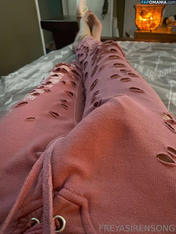 freyasirensong Nago OnlyFans  Przeciekłe zdjęcie #4
