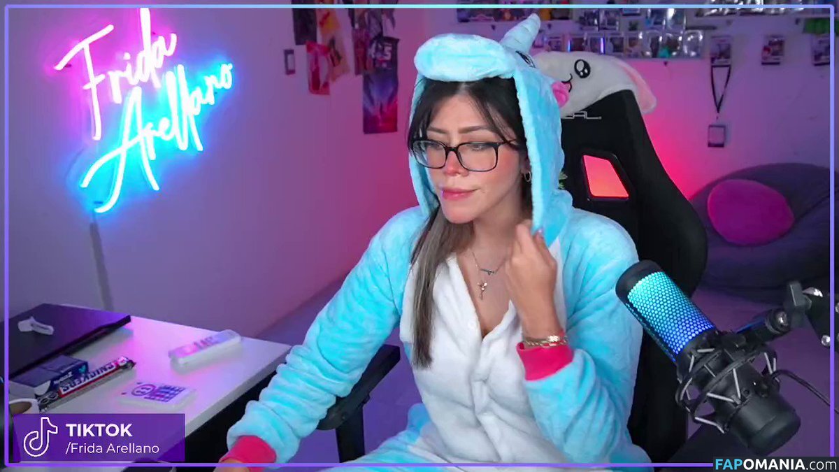 Frida Arellano Nago OnlyFans  Przeciekłe zdjęcie #4