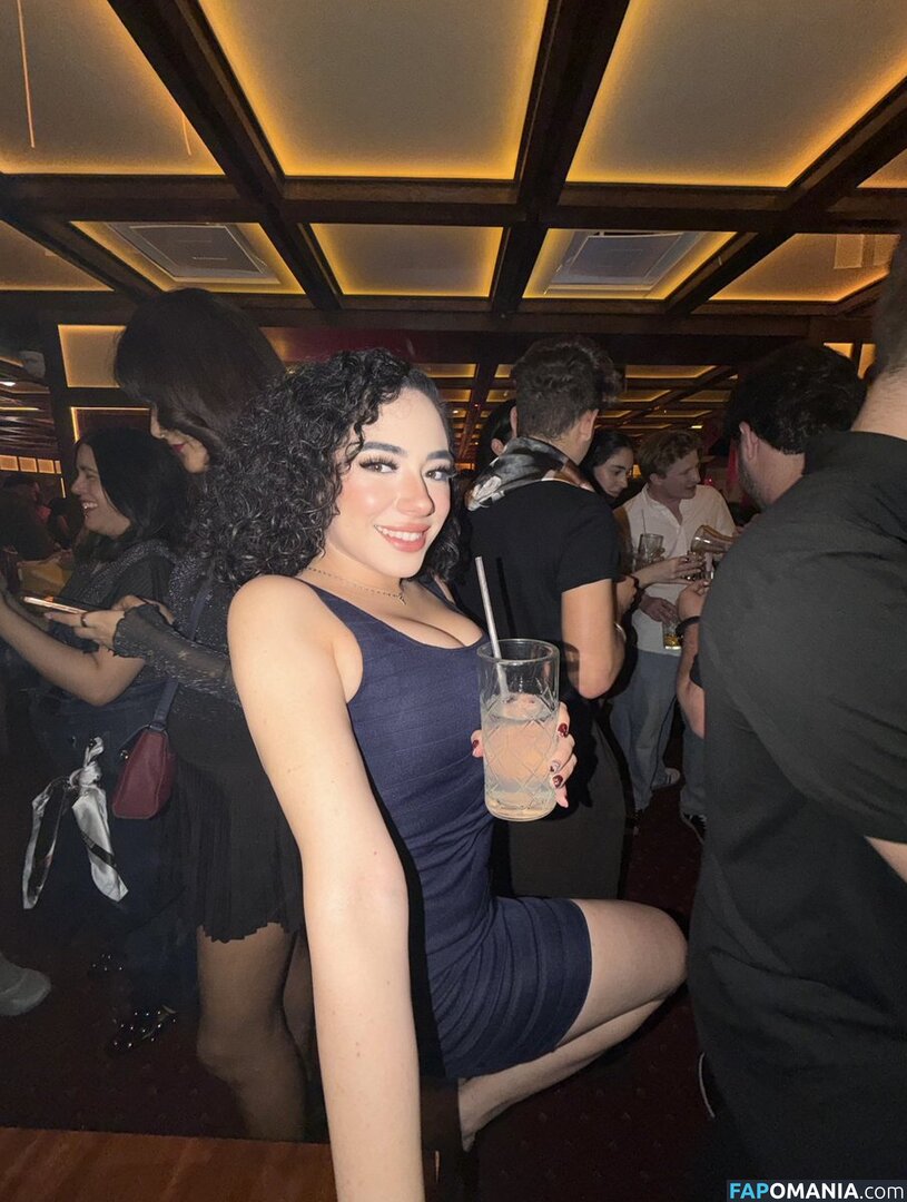 Fulyanm Zsauri Nago OnlyFans  Przeciekłe zdjęcie #3