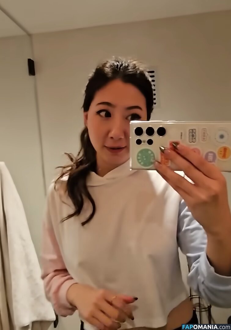 Fuslie / Leslie Nago OnlyFans  Przeciekłe zdjęcie #293