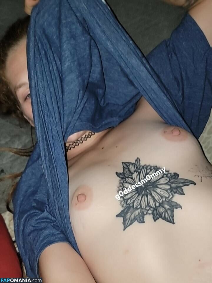 g0ddessm0mmy / imperfect_creativity_ / mommy__mandy Nago OnlyFans  Przeciekłe zdjęcie #15