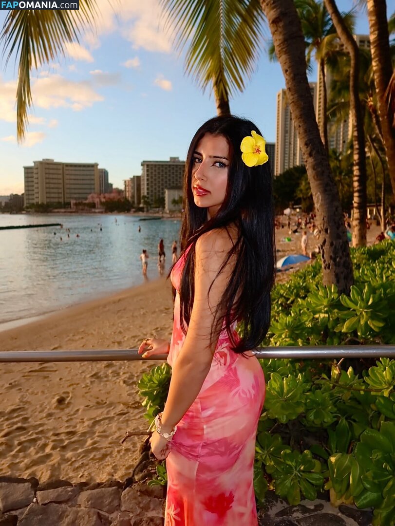 Gal Akbari / gal.qal / officialonlygal Nago OnlyFans  Przeciekłe zdjęcie #1