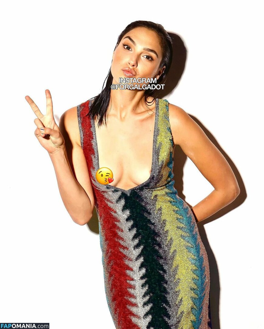 Gal Gadot / gal_gadot / https: / inked_hriss Nago OnlyFans  Przeciekłe zdjęcie #113