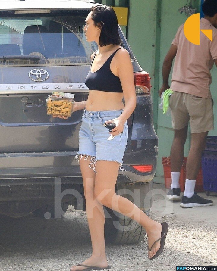 Gal Gadot / gal_gadot / https: / inked_hriss Nago OnlyFans  Przeciekłe zdjęcie #739