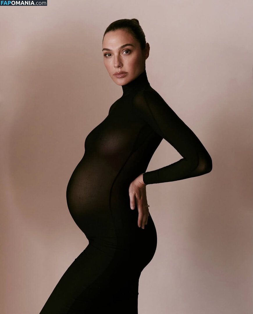 Gal Gadot / gal_gadot / https: / inked_hriss Nago OnlyFans  Przeciekłe zdjęcie #744