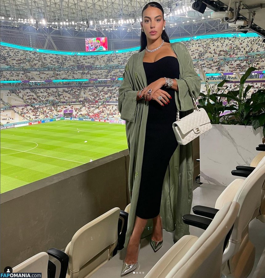Georgina Rodriguez / georginagio Nago OnlyFans  Przeciekłe zdjęcie #9