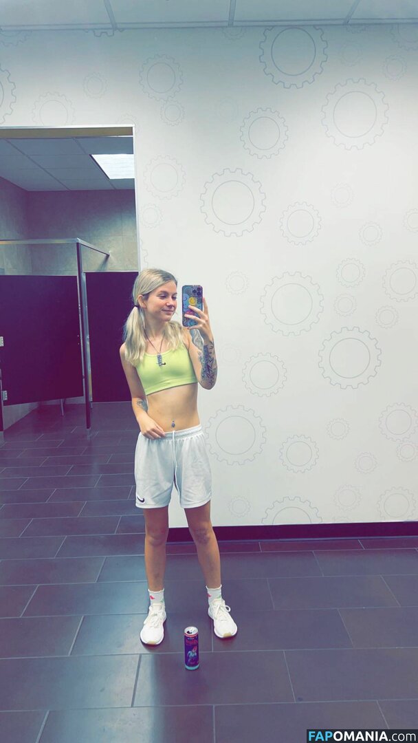 Gingiehippie / genevievethepoet / mjwrighttt Nago OnlyFans  Przeciekłe zdjęcie #3