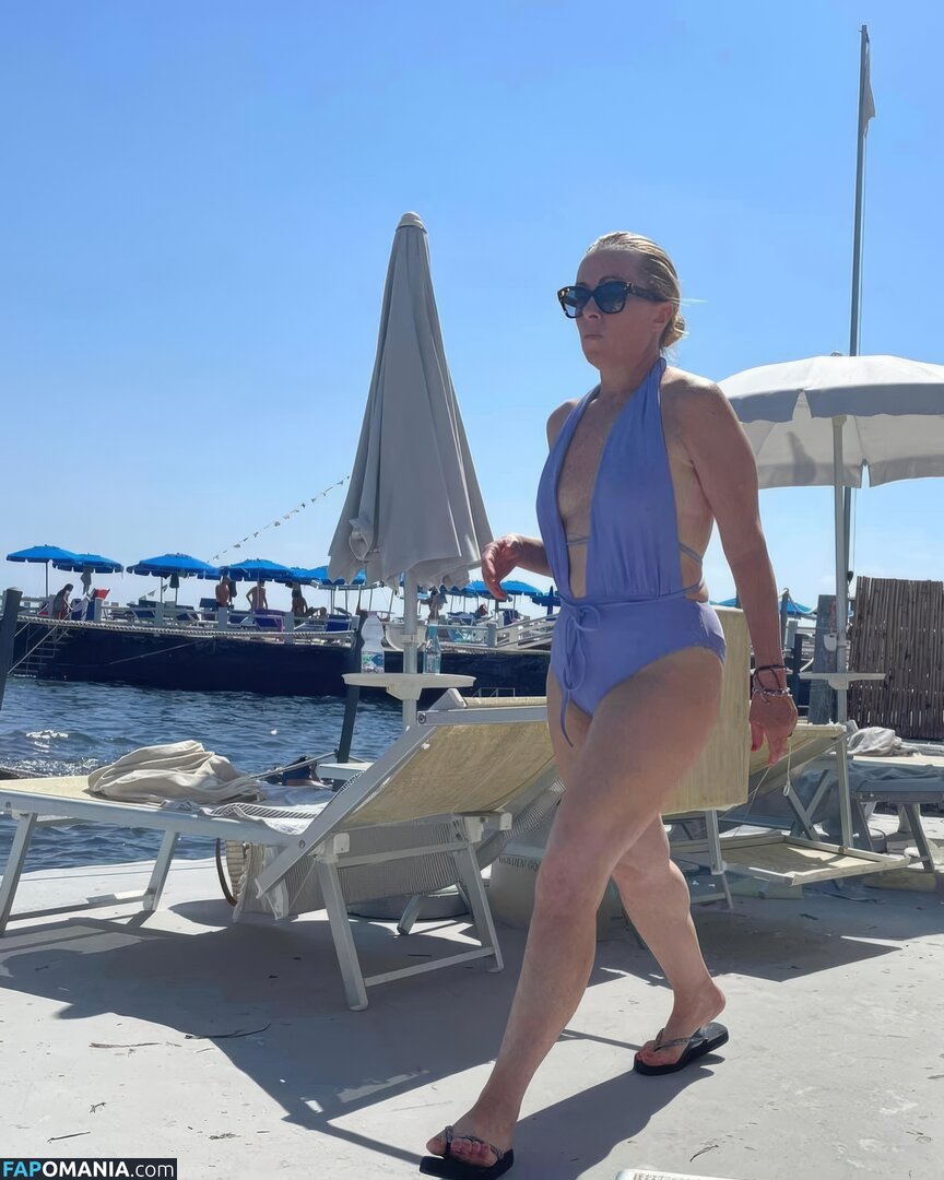 Giorgia Meloni / Italian Prime Minister 🇮🇹 / giorgiameloni Nago OnlyFans  Przeciekłe zdjęcie #3