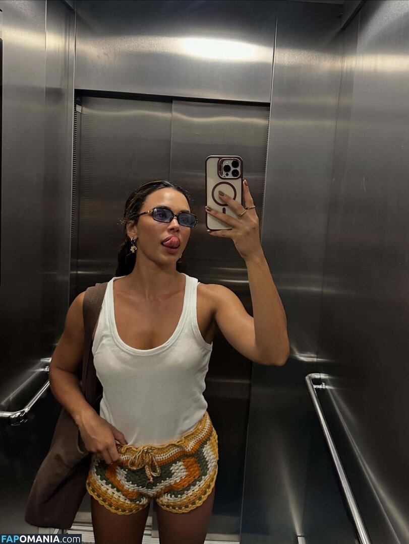 Giovana Cordeiro / cordeirogi Nago OnlyFans  Przeciekłe zdjęcie #3