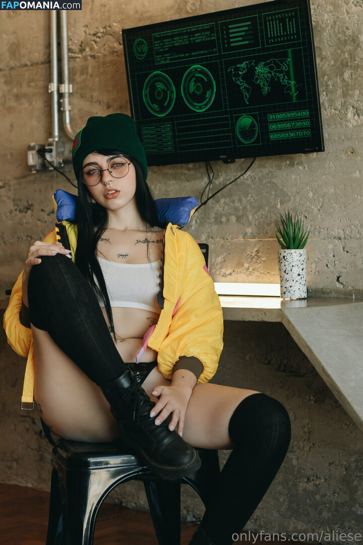 Girls In Combat And Platform Boots Nago OnlyFans  Przeciekłe zdjęcie #39