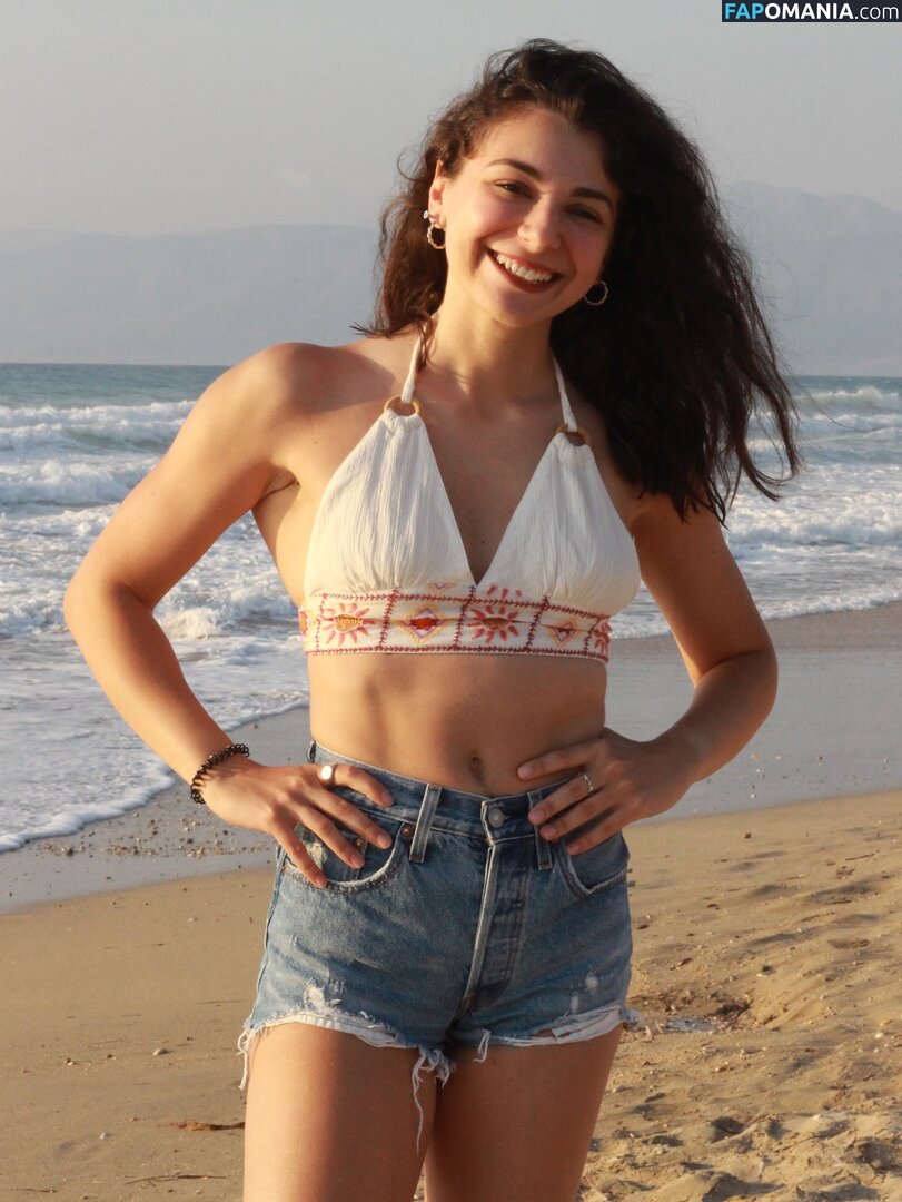 Giulia Crossbow / giuliacrossbow / https: Nago OnlyFans  Przeciekłe zdjęcie #1