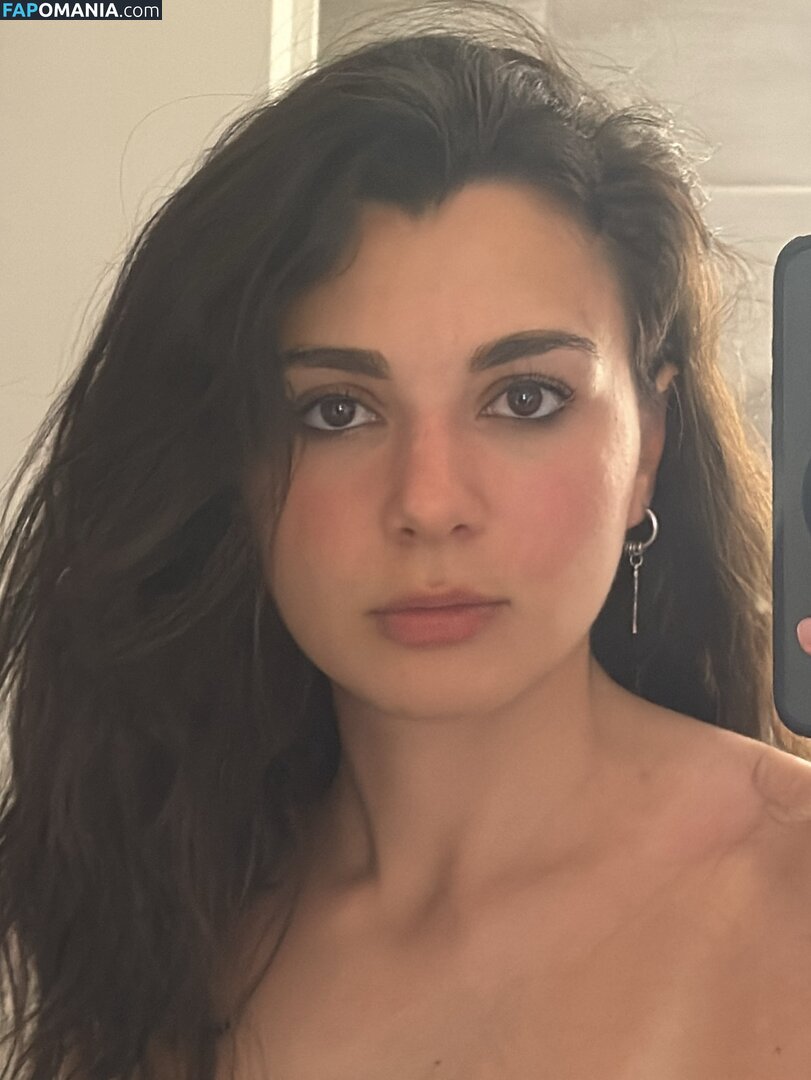 Giulia Crossbow / giuliacrossbow / https: Nago OnlyFans  Przeciekłe zdjęcie #4