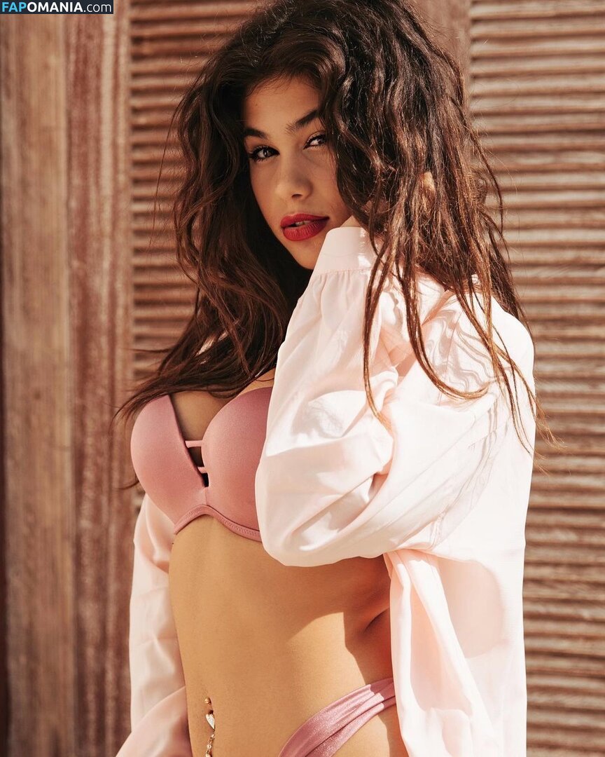 Giulia Sara Nago OnlyFans  Przeciekłe zdjęcie #2