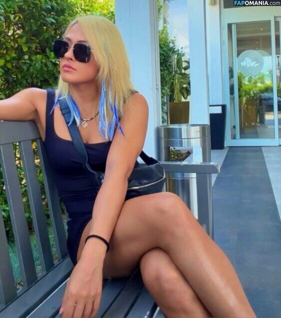 0221giulia / Giulia / giulia0221g / giuliaottorini / scientwehst Nago OnlyFans  Przeciekłe zdjęcie #514