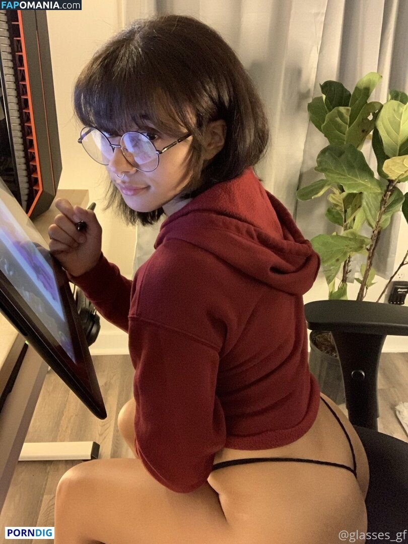 glasses_gf Nago OnlyFans  Przeciekłe zdjęcie #57