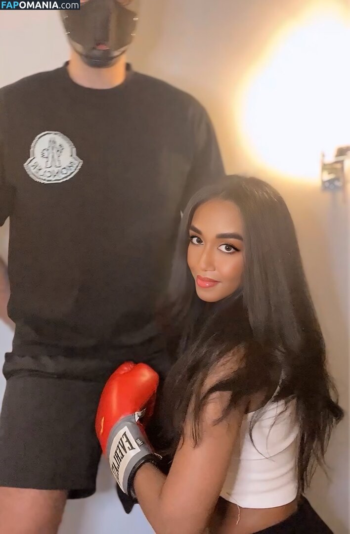 Goddess Vida / https: / lustforvida Nago OnlyFans  Przeciekłe zdjęcie #4