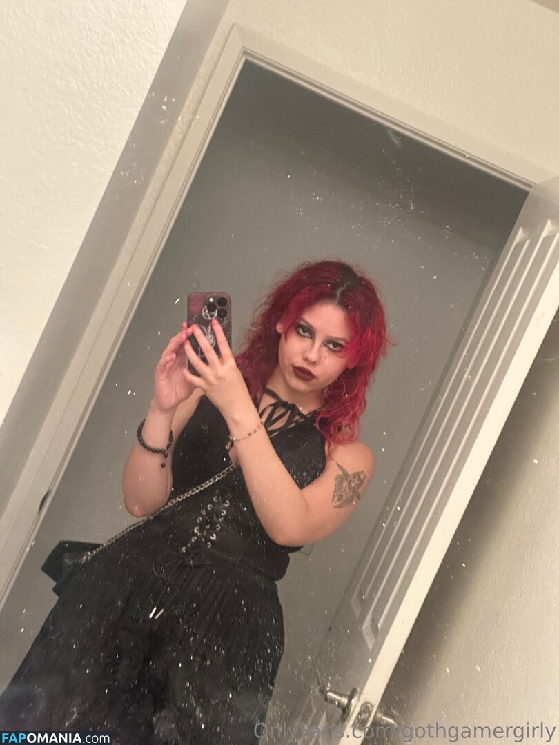 gothgamergirly / gothgirlgaming Nago OnlyFans  Przeciekłe zdjęcie #13