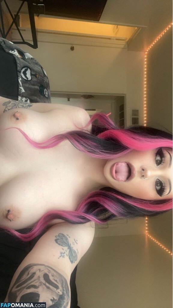 Gr4v3y4rdkandi3 / gr4v3y4rdkand13 / https: Nago OnlyFans  Przeciekłe zdjęcie #2