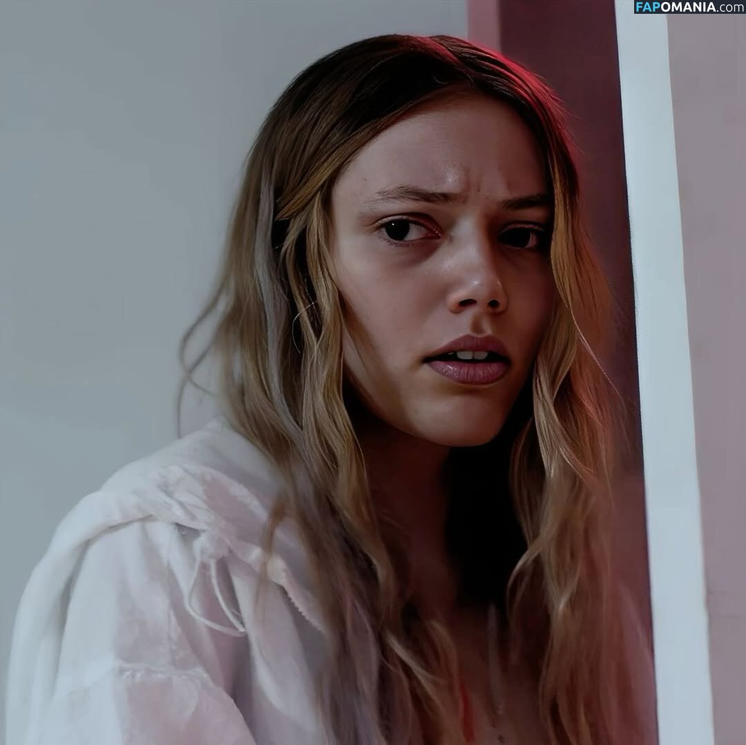 Grace Van Dien / gracevandien Nago OnlyFans  Przeciekłe zdjęcie #6