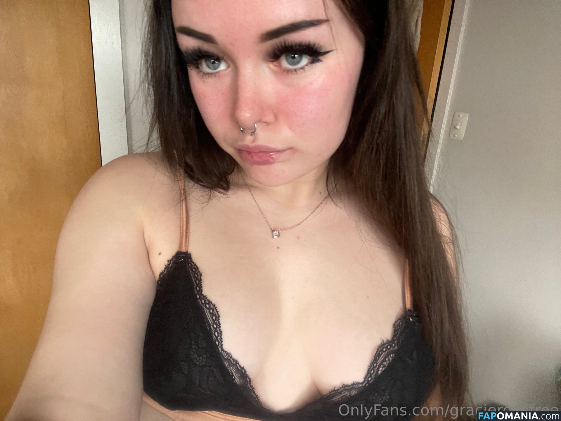 graciefree_ / gracierosefree Nago OnlyFans  Przeciekłe zdjęcie #3
