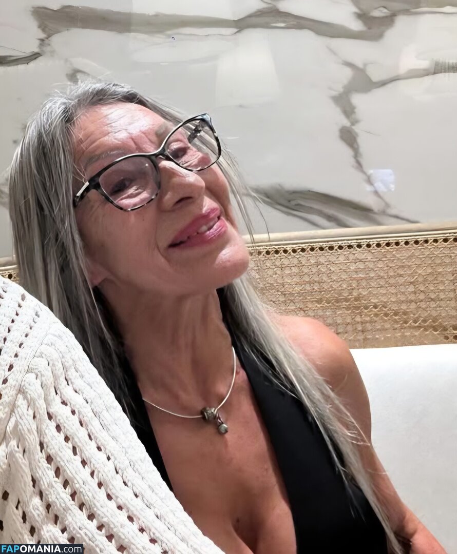 Tania Maria Martins / grandmathediamond / tania.mariamartins Nago OnlyFans  Przeciekłe zdjęcie #3
