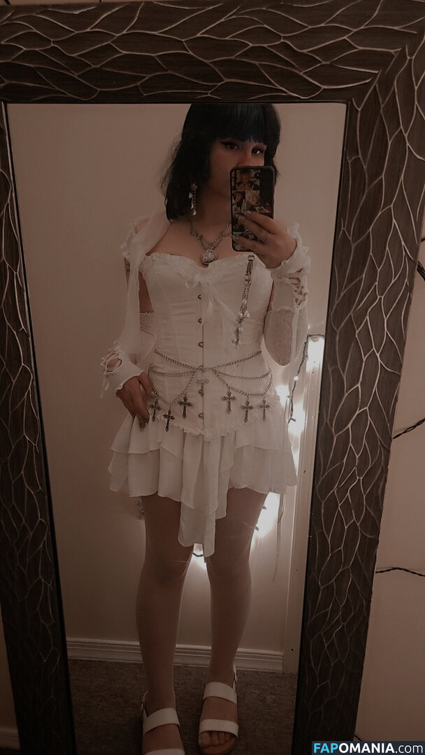 Guttzz / batg0re / cw / https: Nago OnlyFans  Przeciekłe zdjęcie #3
