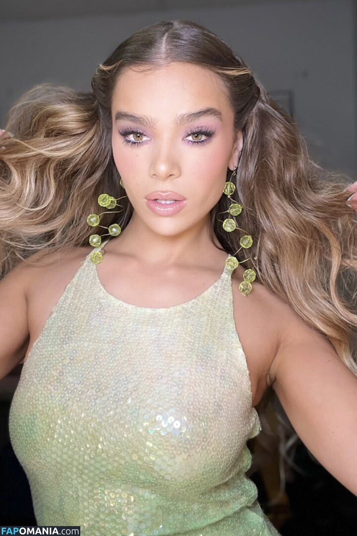 Hailee Steinfeld / haileesteinfeld / https: Nago OnlyFans  Przeciekłe zdjęcie #1569