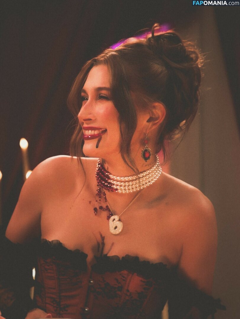 Hailey Baldwin Bieber / haileybieber Nago OnlyFans  Przeciekłe zdjęcie #392