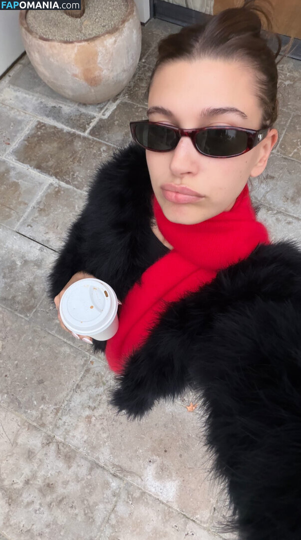 Hailey Baldwin Bieber / haileybieber Nago OnlyFans  Przeciekłe zdjęcie #654