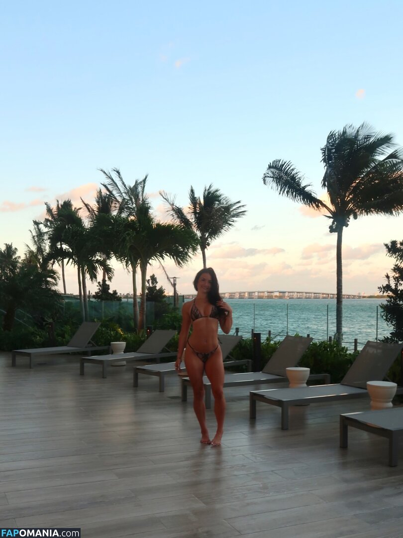 Hailey Esser / hailey.esser / hailey_esser / https: Nago OnlyFans  Przeciekłe zdjęcie #13