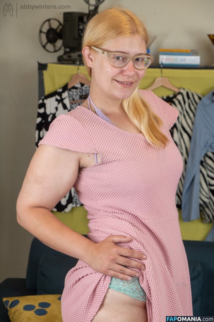 Hailey Winters Nago OnlyFans  Przeciekłe zdjęcie #10