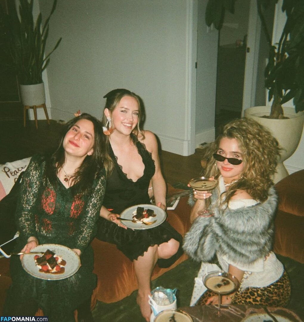 Haley Lu Richardson / haleyluhoo Nago OnlyFans  Przeciekłe zdjęcie #203