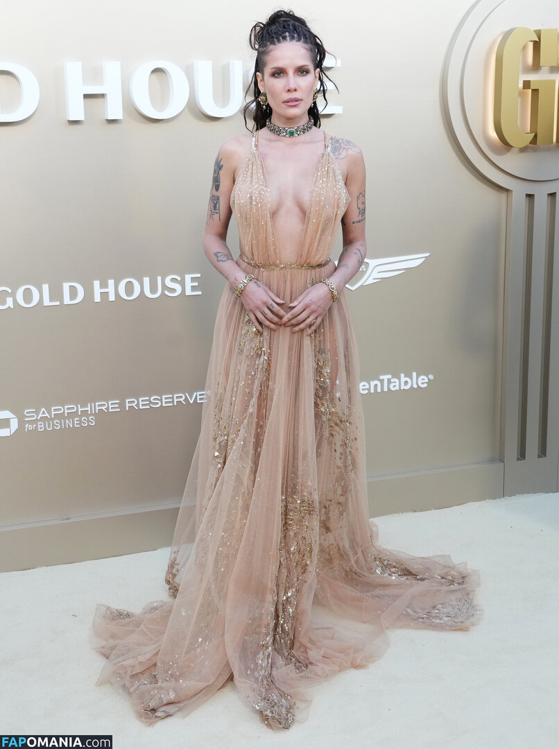 Halsey / https: / iamhalsey / yammahaaa Nago OnlyFans  Przeciekłe zdjęcie #17
