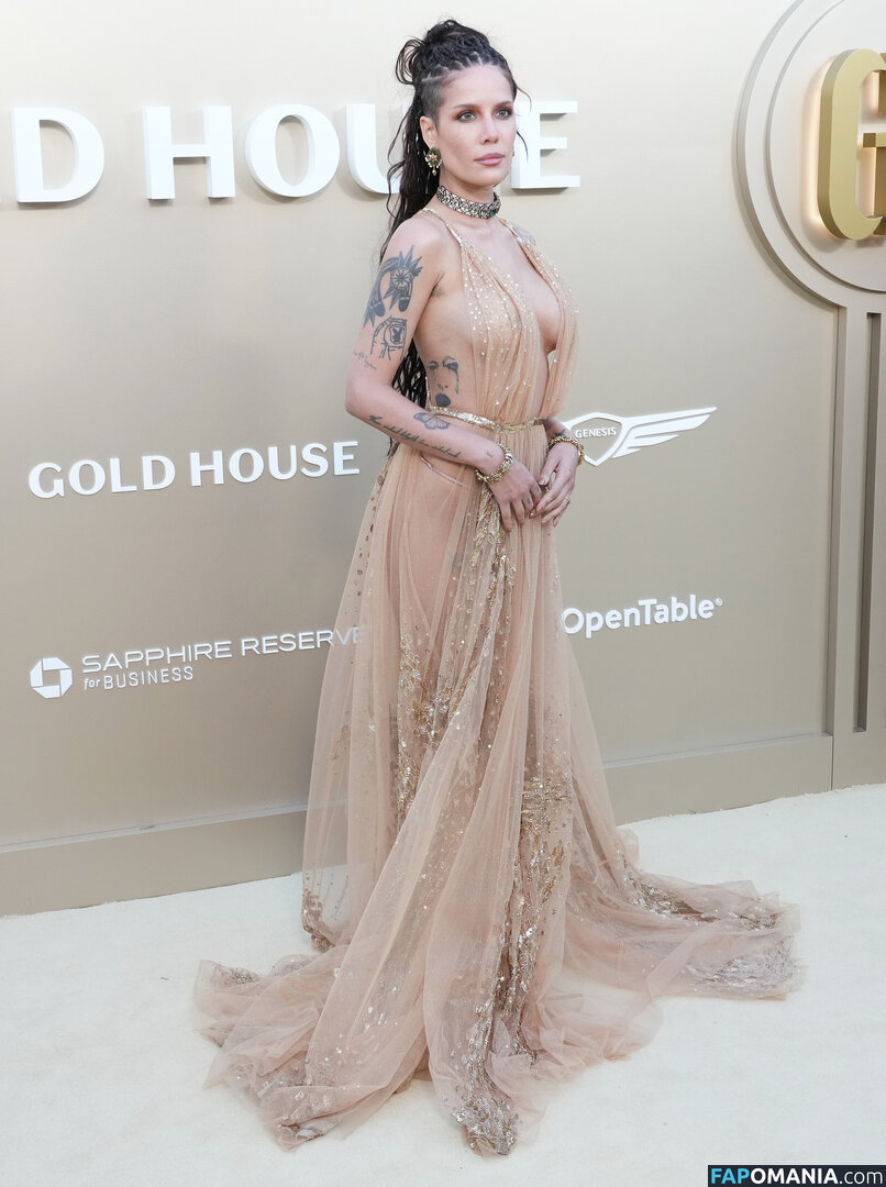 Halsey / https: / iamhalsey / yammahaaa Nago OnlyFans  Przeciekłe zdjęcie #19