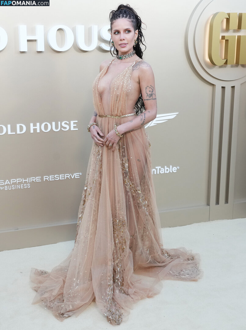 Halsey / https: / iamhalsey / yammahaaa Nago OnlyFans  Przeciekłe zdjęcie #20