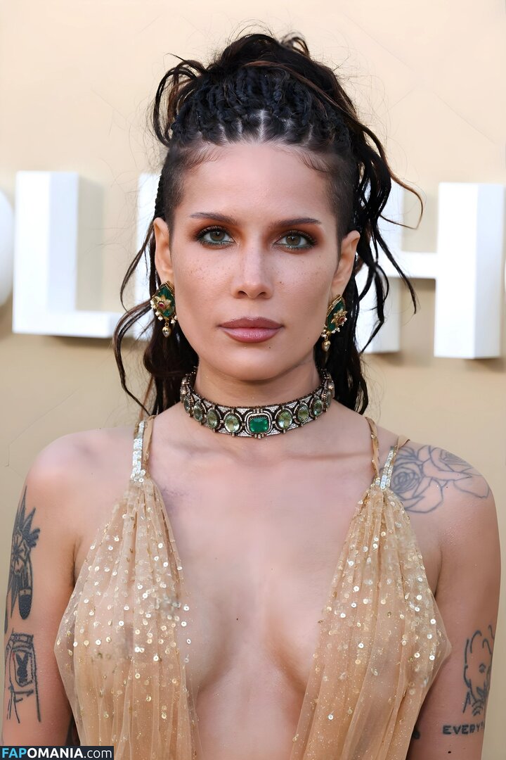 Halsey / https: / iamhalsey / yammahaaa Nago OnlyFans  Przeciekłe zdjęcie #34